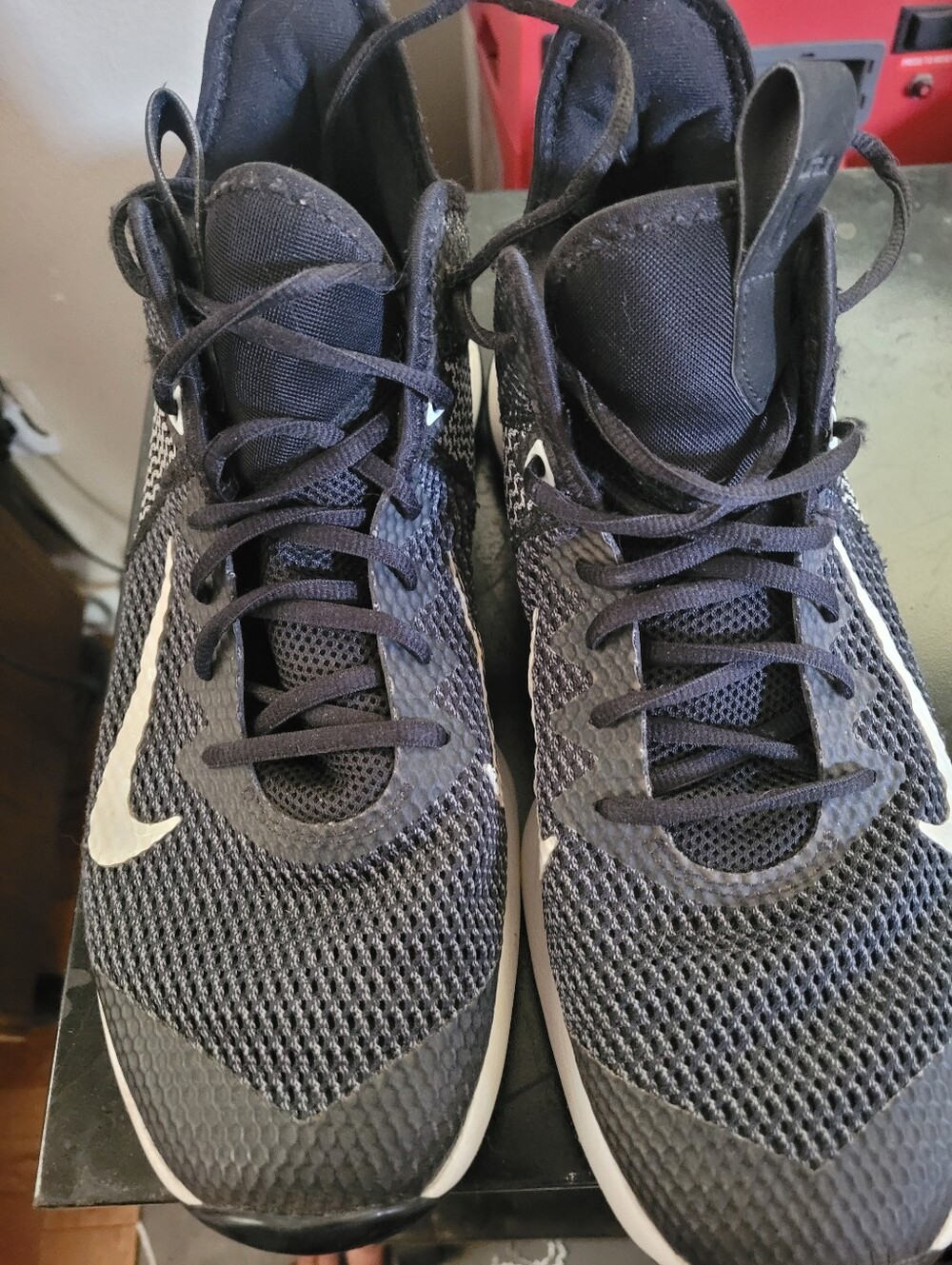 Size 10.5 Lebron Witness IV Nike Men’s Black and White Athletic Running Shoes